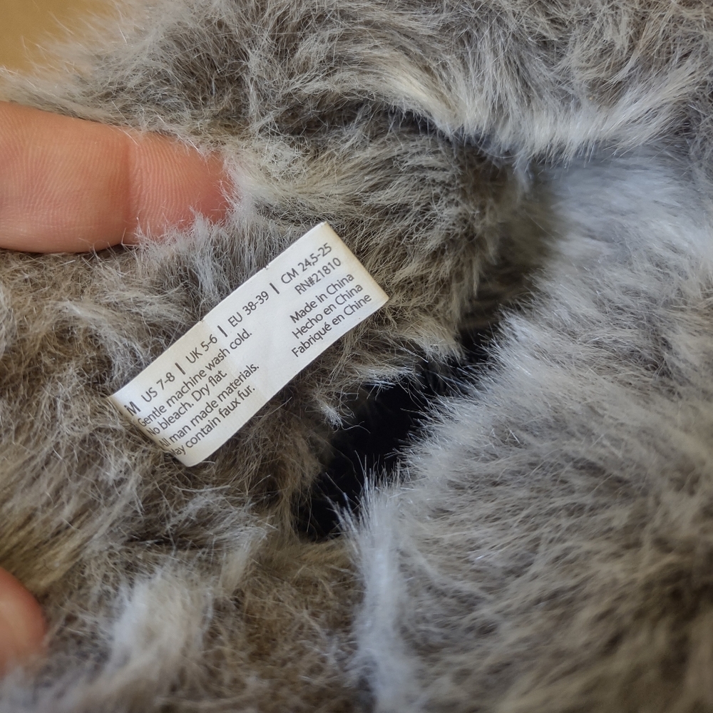 Dear foam slippers